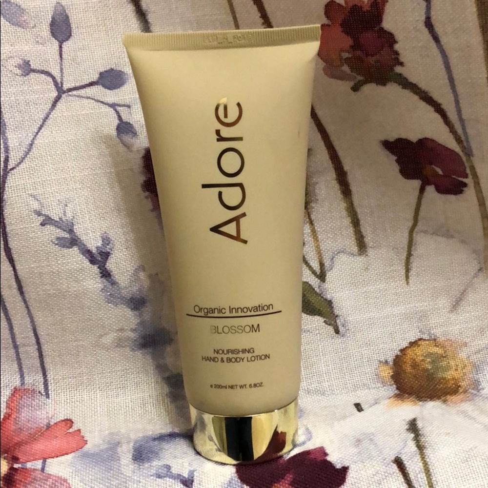 Adore Blossom Nourishing Hand & Body Lotion